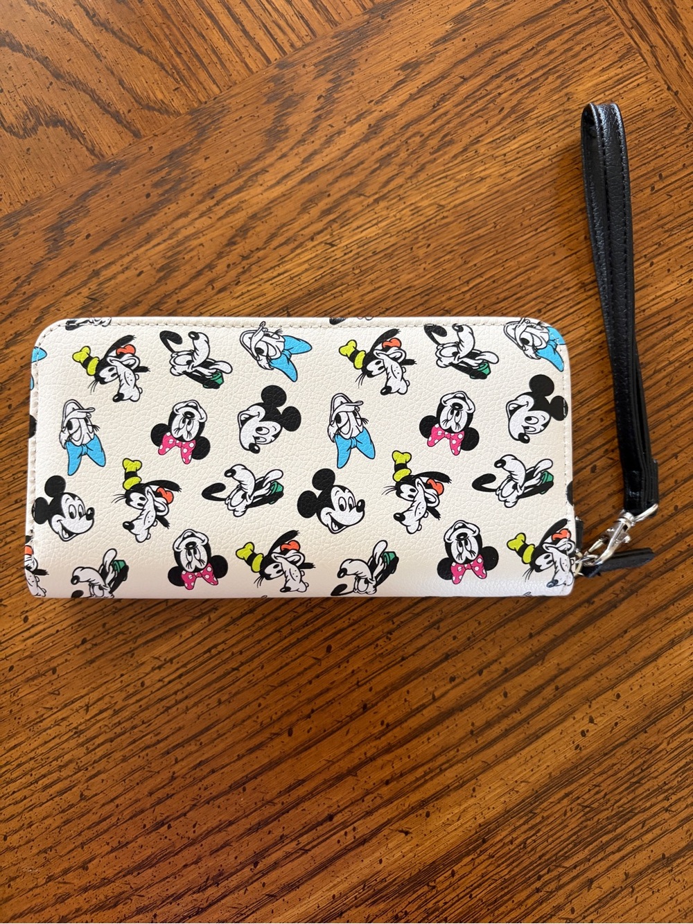 Mickey & Co Character Pattern Wristlet Clutch - Picture 3 of 6